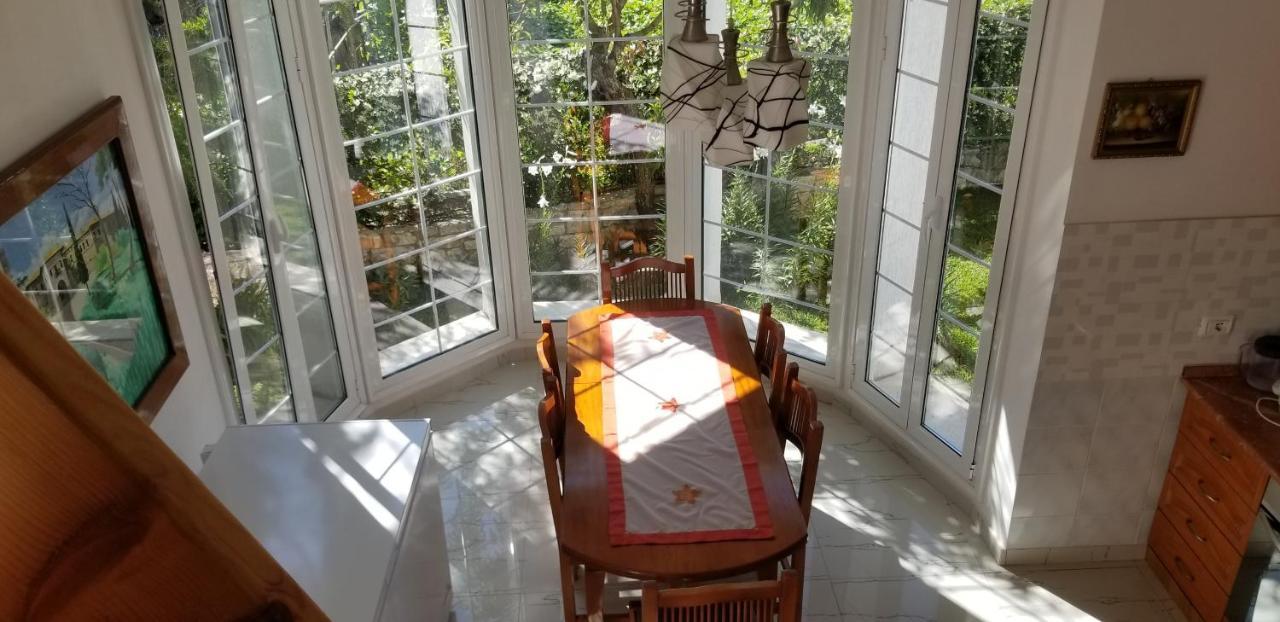 Country House Bubullime Albania Lushnje ภายนอก รูปภาพ