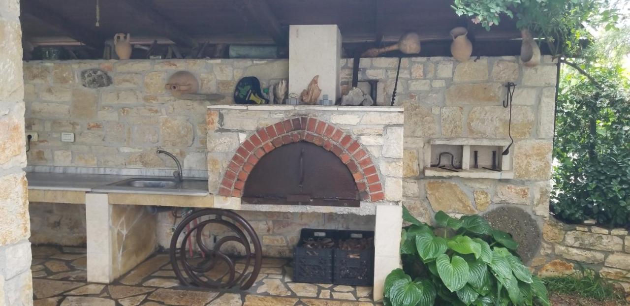 Country House Bubullime Albania Lushnje ภายนอก รูปภาพ